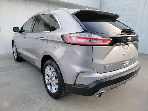2020 Ford Edge Titanium