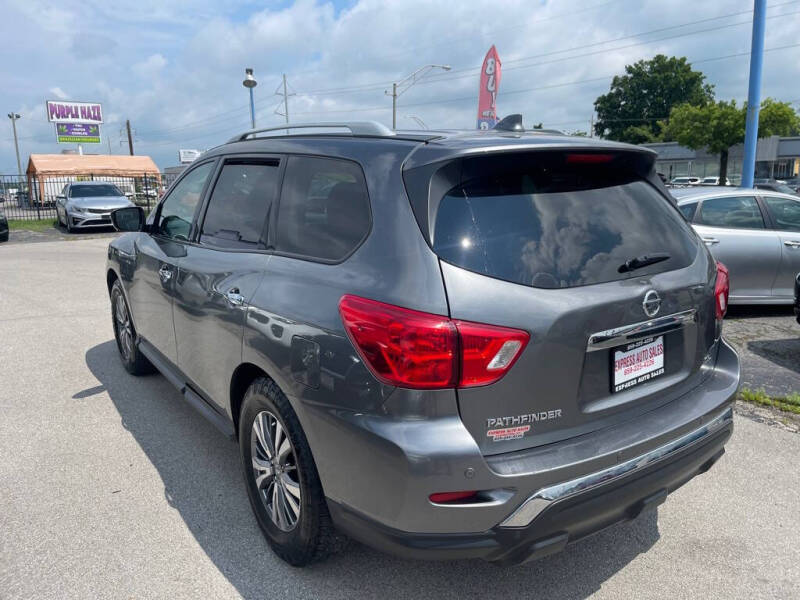 2020 Nissan Pathfinder SL