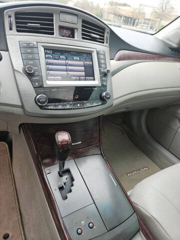 2011 Toyota Avalon