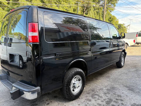 2017 Chevrolet Express 2500