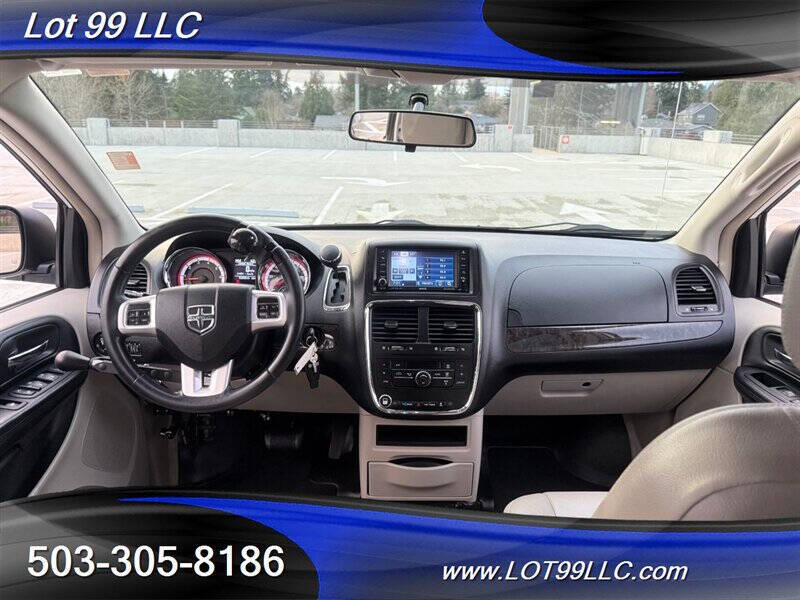 2011 Dodge Grand Caravan Crew