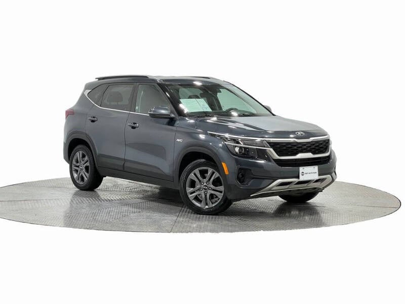 2021 Kia Seltos for sale at INDY AUTO MAN in Indianapolis IN