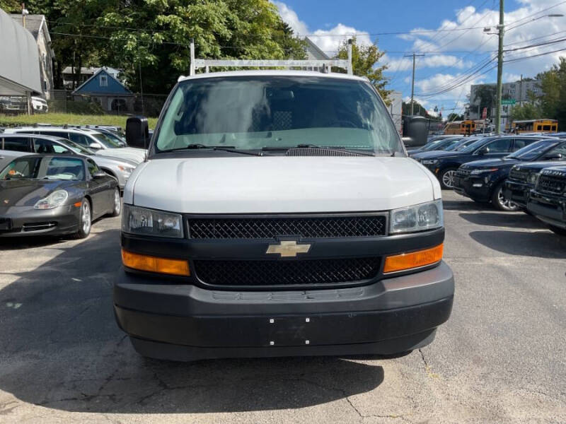 2021 Chevrolet Express 2500