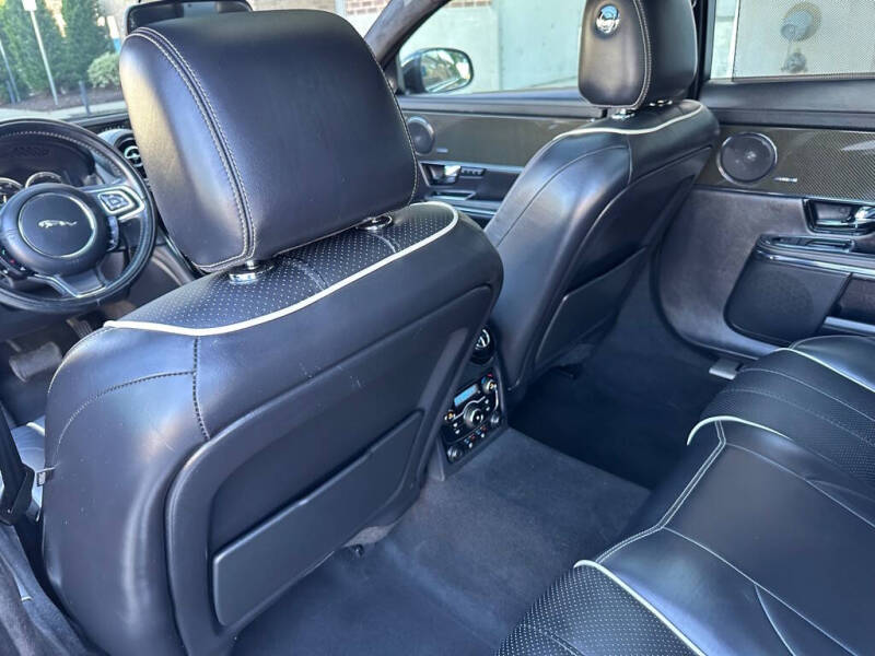 2013 Jaguar XJL Portfolio