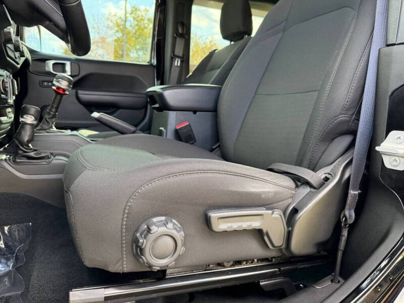 2022 Jeep Wrangler Willys