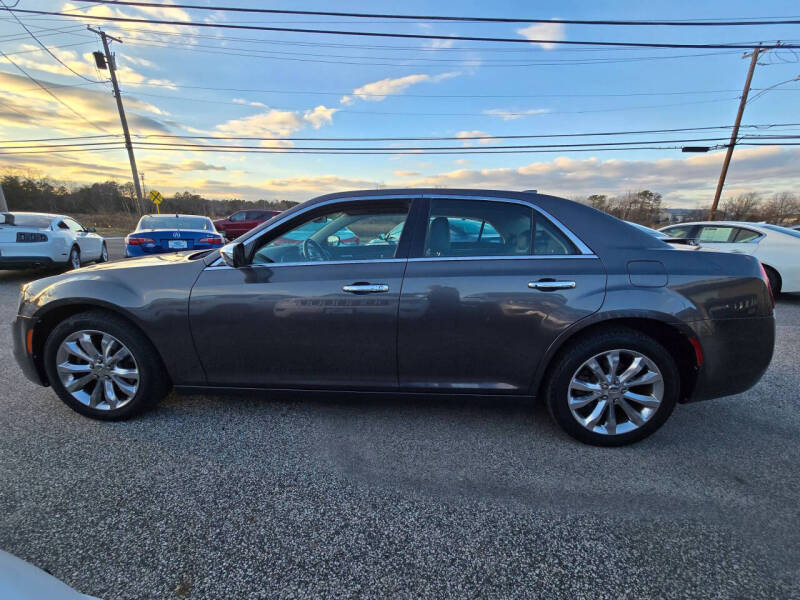 2017 Chrysler 300 C