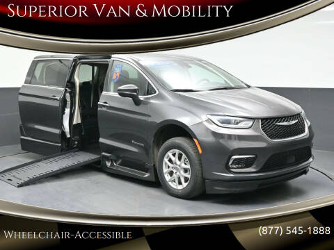 2023 Chrysler Pacifica Touring L