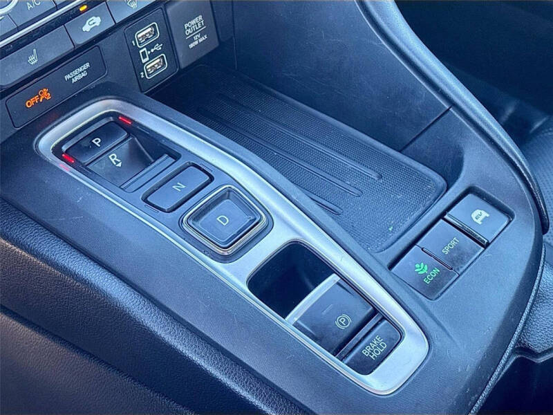 2022 Honda Insight Touring