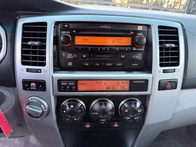 2004 Toyota 4Runner SR5