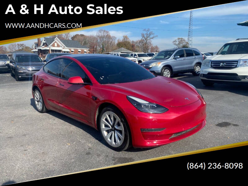 2022 Tesla Model 3 Base's photo