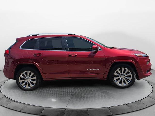 2017 Jeep Cherokee Overland