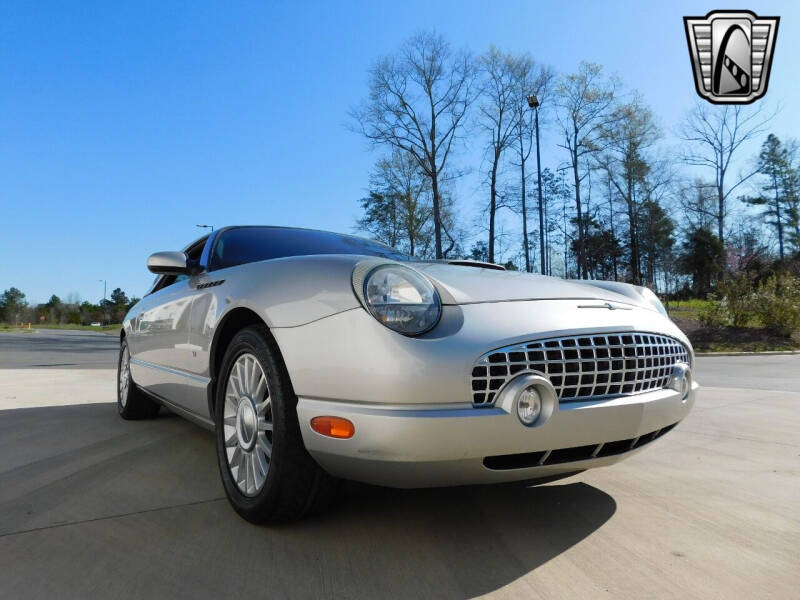 2004 Ford Thunderbird Deluxe