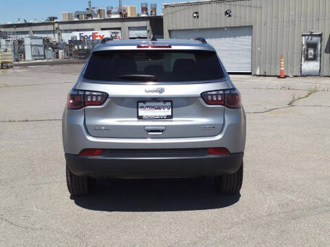 2024 Jeep Compass Latitude Lux