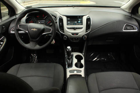 2018 Chevrolet Cruze LS Auto