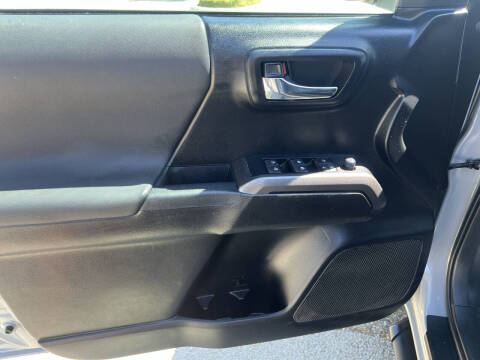 2021 Toyota Tacoma TRD Sport