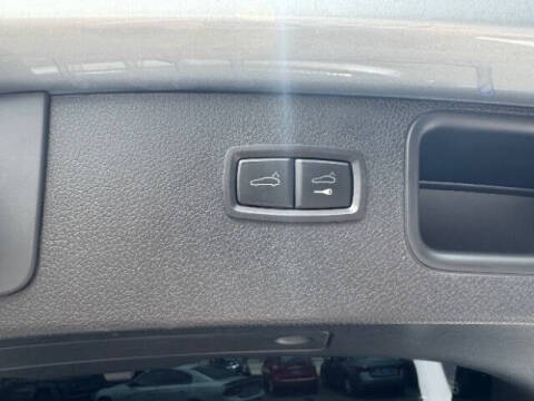 2024 Porsche Macan T