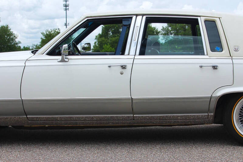 1990 Cadillac Brougham
