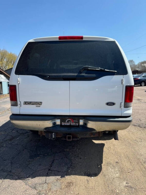 2004 Ford Excursion XLT