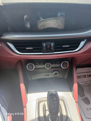 2019 Alfa Romeo Stelvio Ti Sport