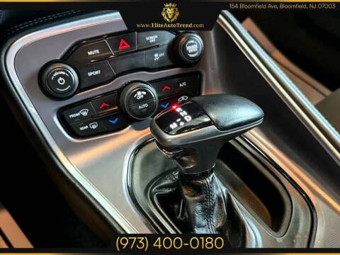 2020 Dodge Challenger SXT