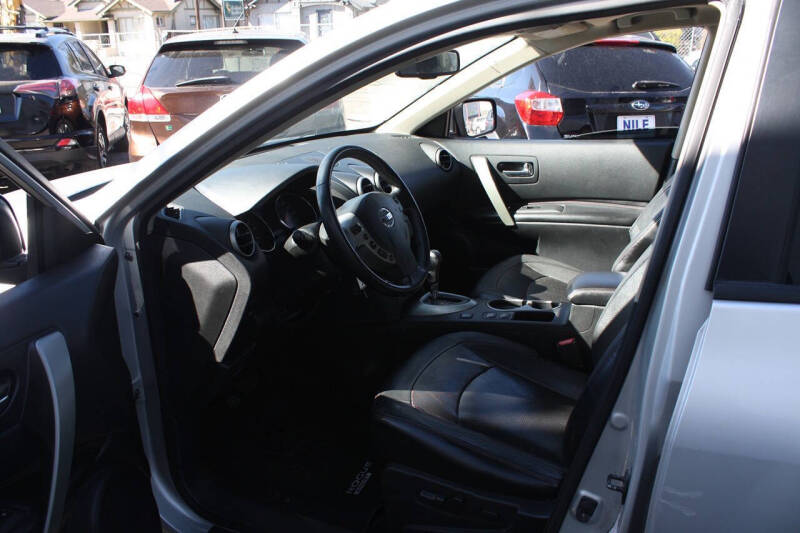 2013 Nissan Rogue SV