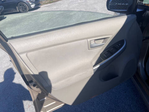 2011 Toyota Prius Two