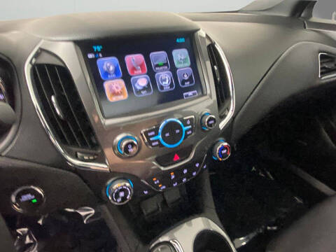 2017 Chevrolet Cruze LT Auto