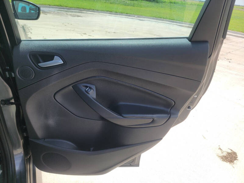 2017 Ford C-MAX Energi Titanium