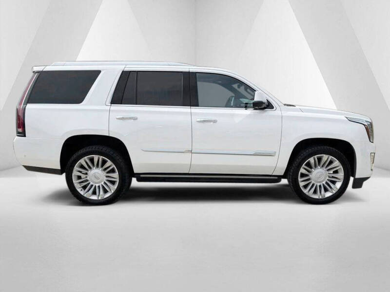 2020 Cadillac Escalade Platinum