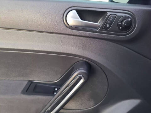 2014 Volkswagen Beetle 1.8T Entry PZEV