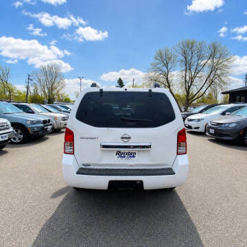2012 Nissan Pathfinder S