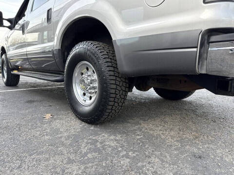 2003 Ford Excursion XLT