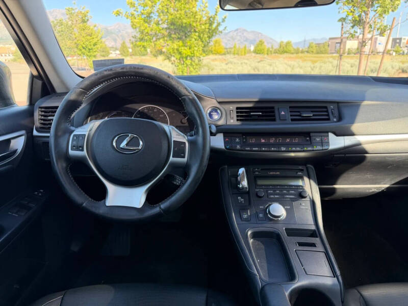 2013 Lexus CT 200h