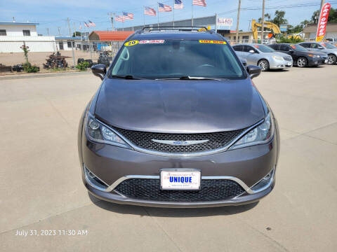 2020 Chrysler Pacifica Touring L