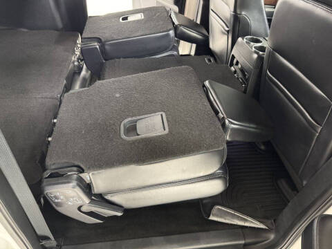 2017 Lincoln Navigator L Select