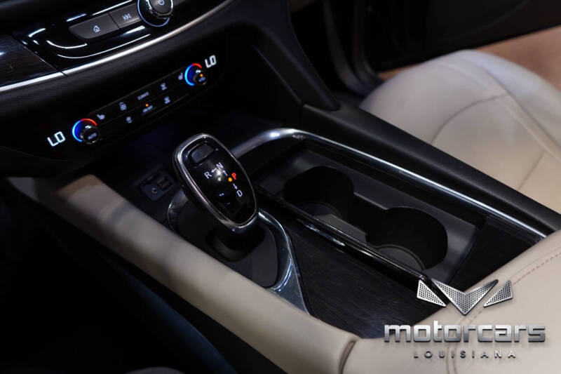 2020 Buick Enclave Essence