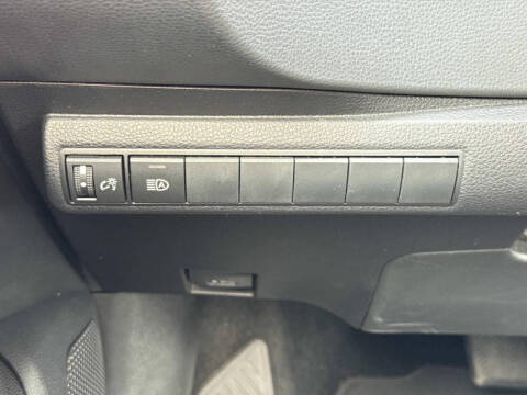 2024 Toyota Corolla Hatchback SE