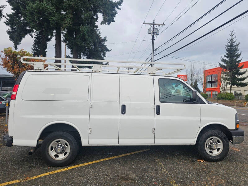 2016 Chevrolet Express 3500
