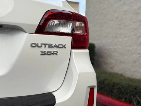 2017 Subaru Outback 3.6R Limited