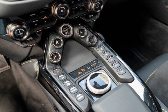 2023 Aston Martin Vantage 29