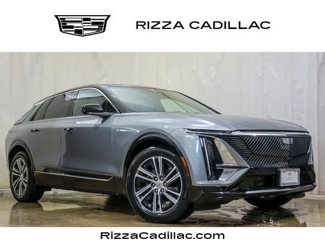 2025 Cadillac LYRIQ Luxury 2's photo