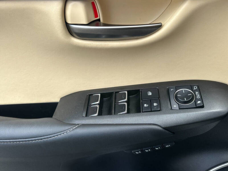 2020 Lexus NX 300