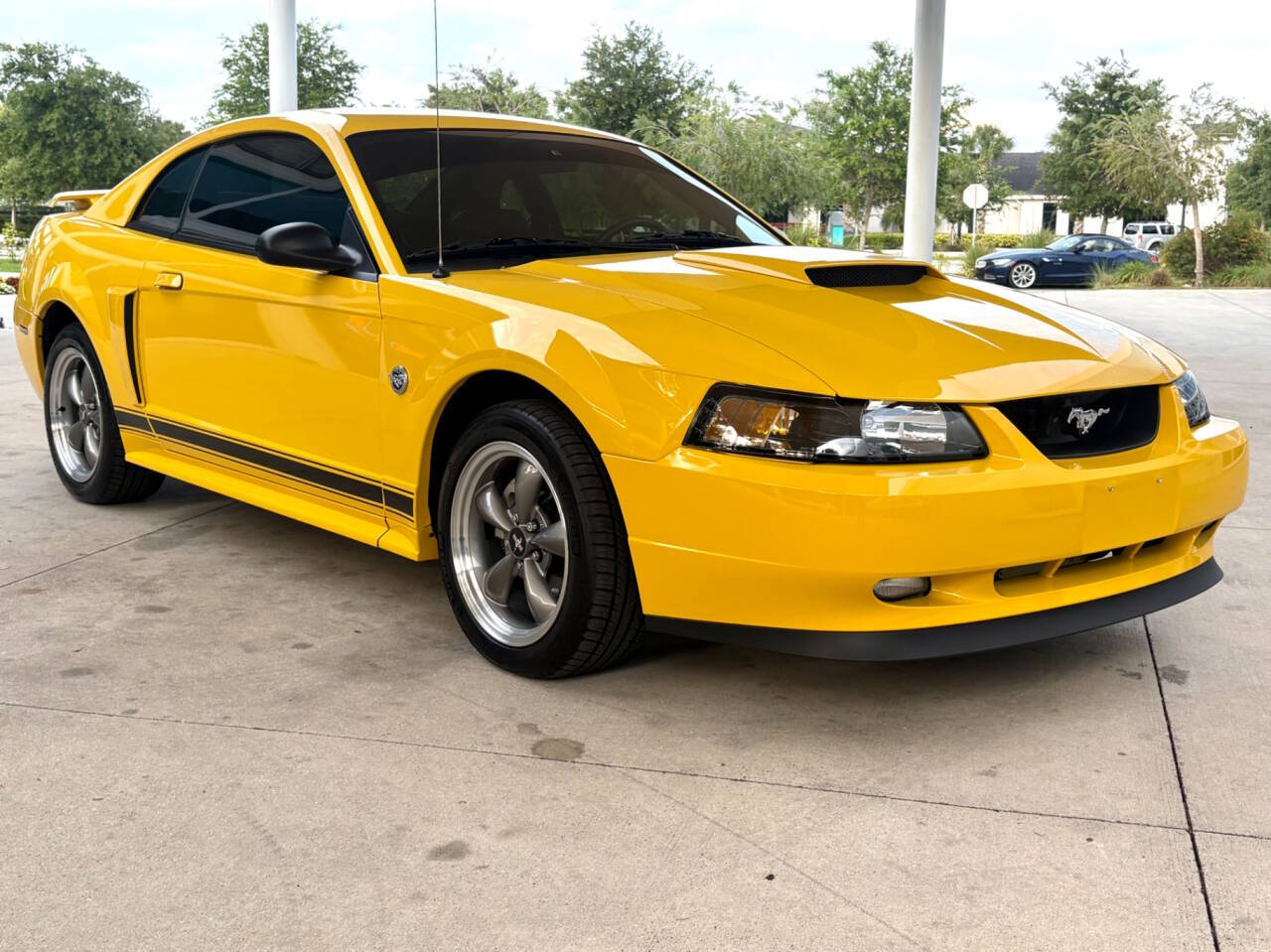 2004 Ford Mustang 4