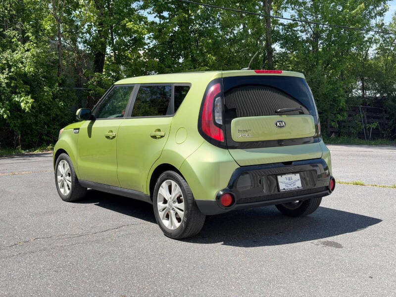 2016 Kia Soul +