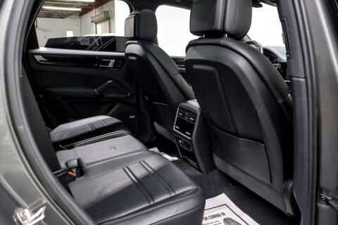 2019 Porsche Cayenne S