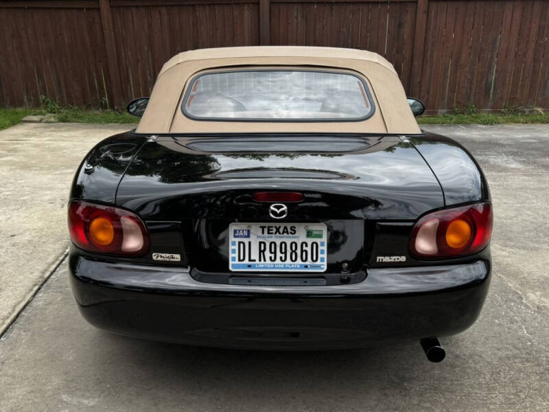2000 Mazda MX-5 Miata LS