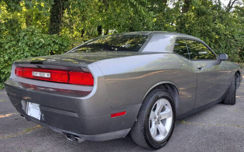 2012 Dodge Challenger SXT