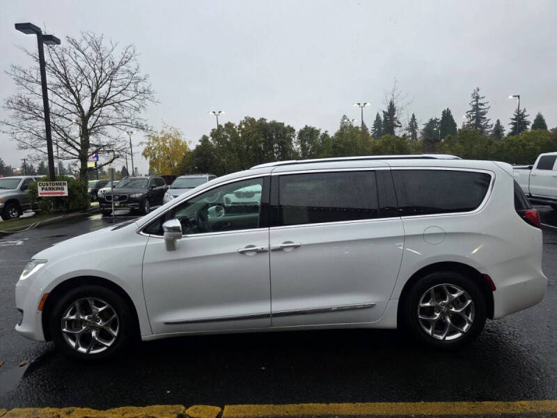 2017 Chrysler Pacifica Limited