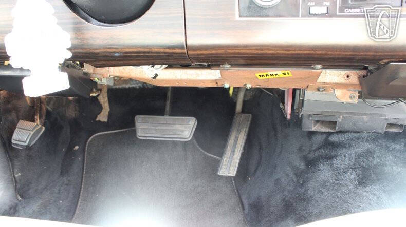 1982 Lincoln Mark VI