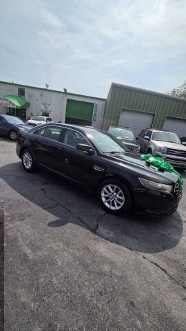 2015 Ford Taurus SE